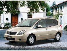 Toyota Spacio / Corolla Verso (2001 - 2007)