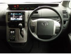 Toyota Noah / Voxy / NAV1 (2007 - 2014)